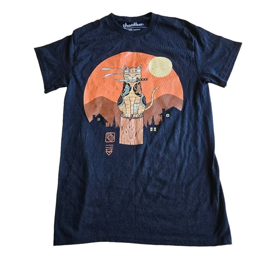 Samurai cat shirt black multicolor boys Sz M womens Sz Small threadless